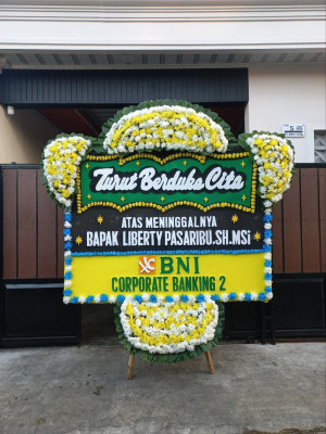 Papan Bunga Duka di Tanjung Anom